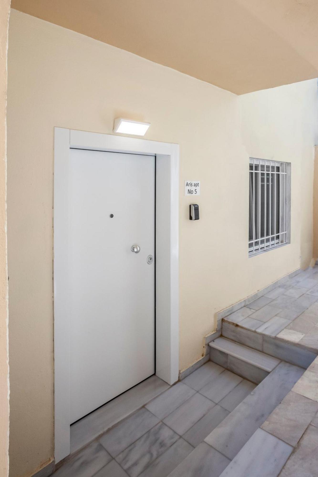Aris Luxury Apartments Pefkochori Eksteriør billede