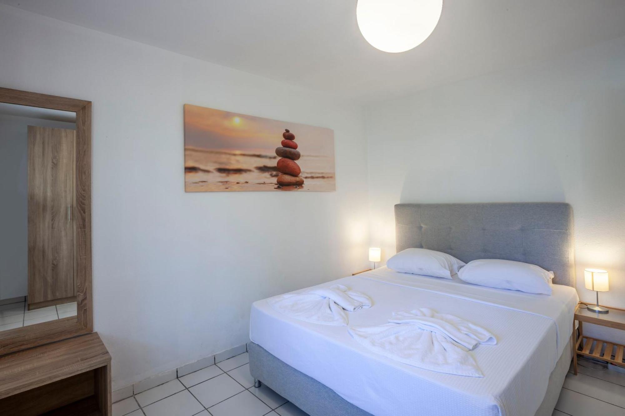 Aris Luxury Apartments Pefkochori Eksteriør billede