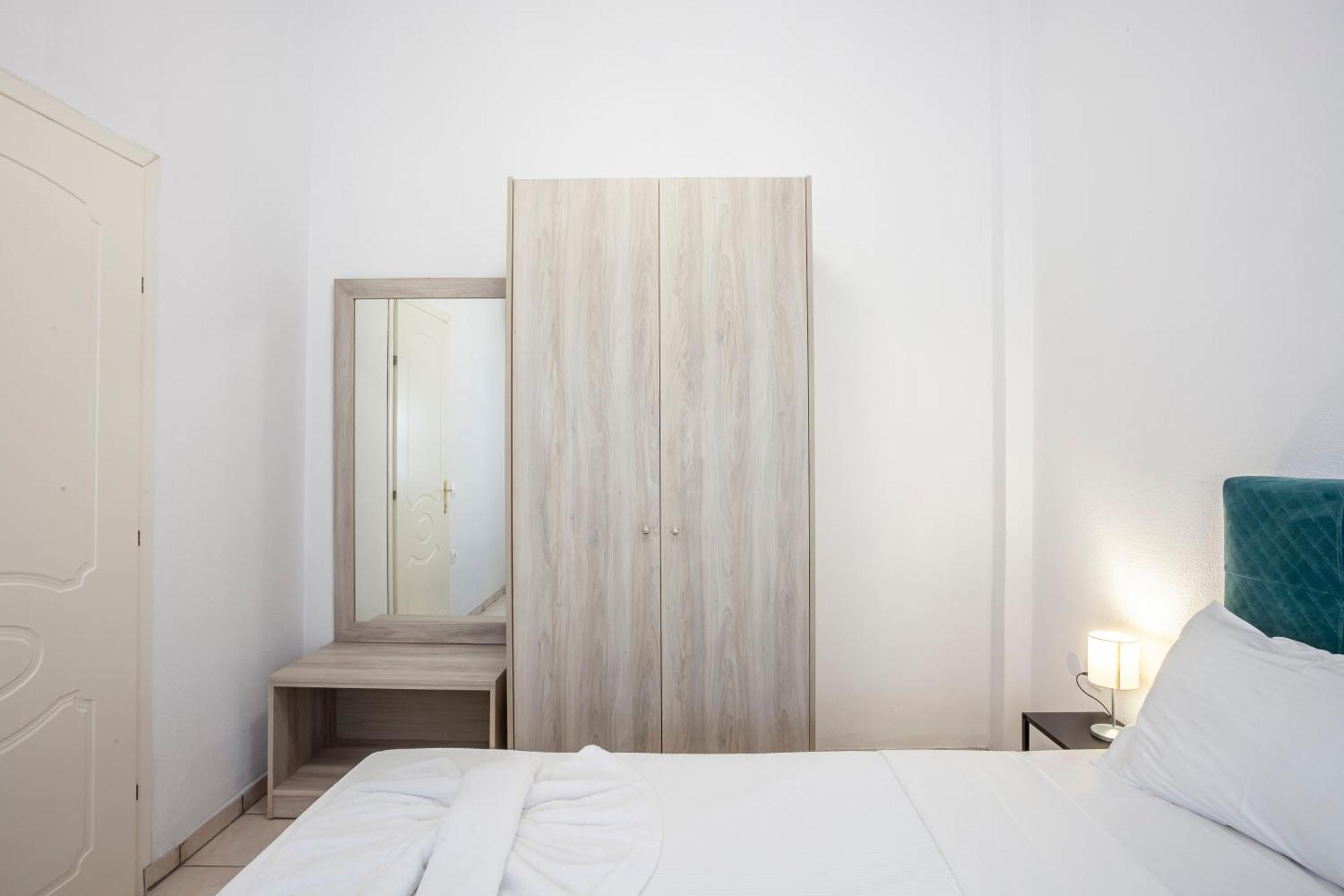 Aris Luxury Apartments Pefkochori Eksteriør billede
